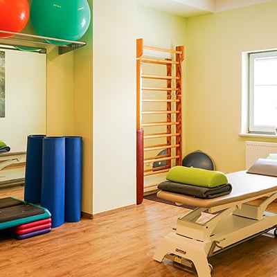 Behandlungszimmer und Gymnastikraum